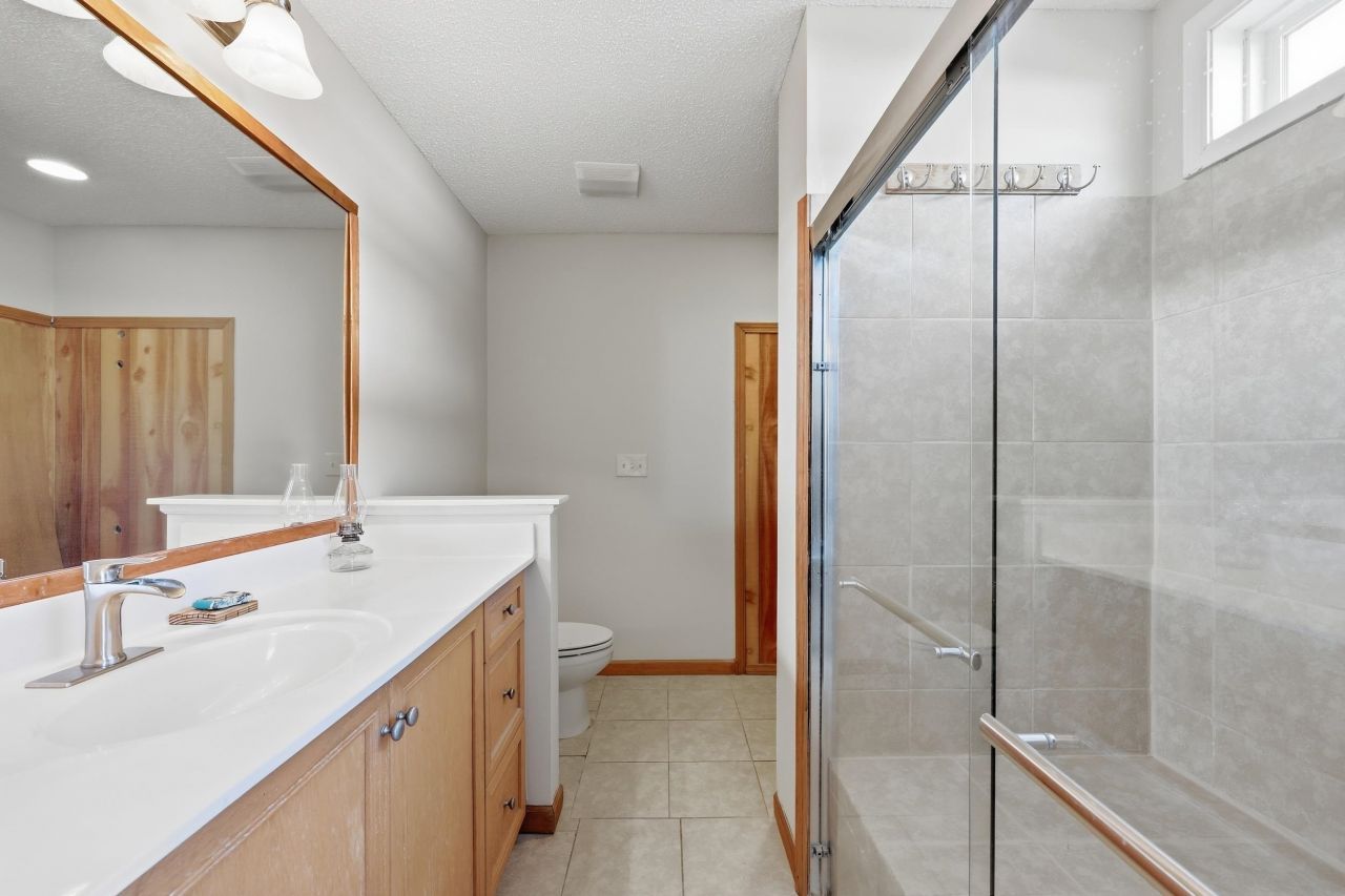 713 Kennoway Ct. Photo 24