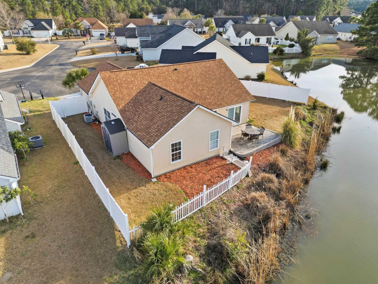 713 Kennoway Ct. Photo 34