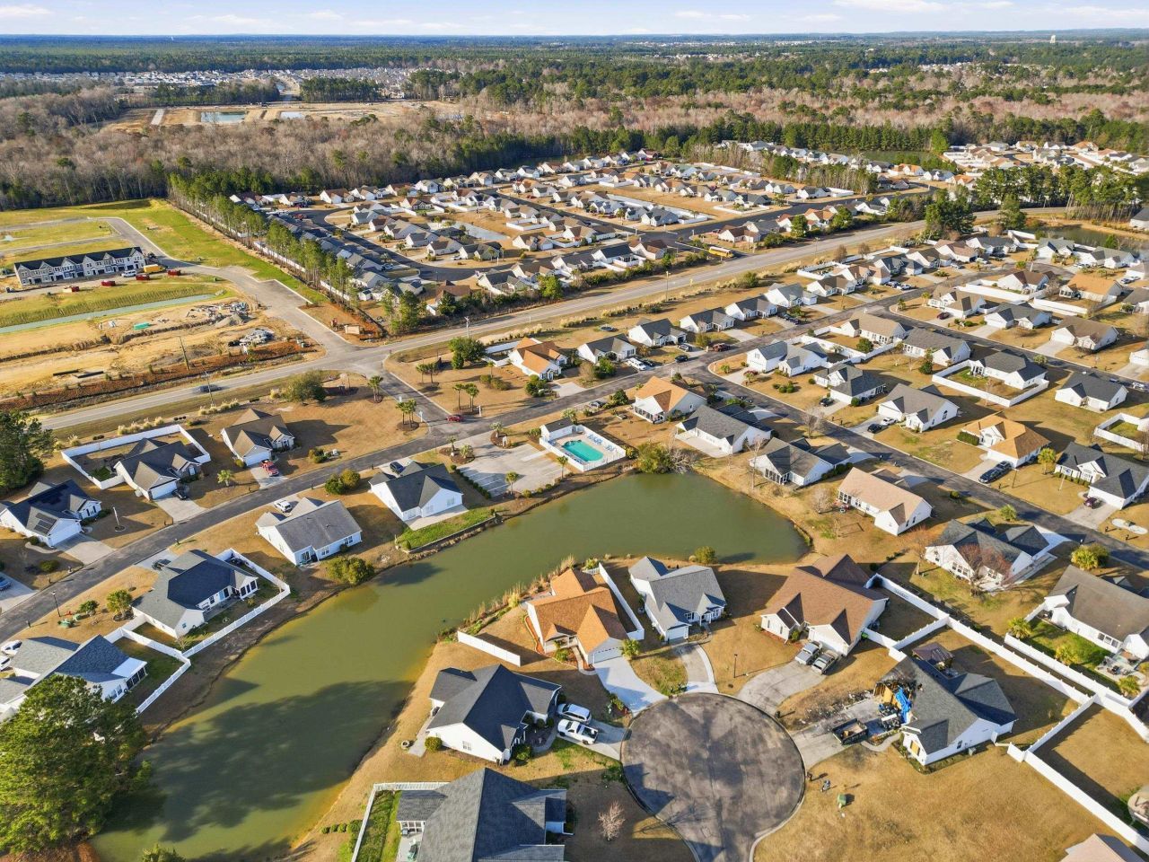 713 Kennoway Ct. Photo 39