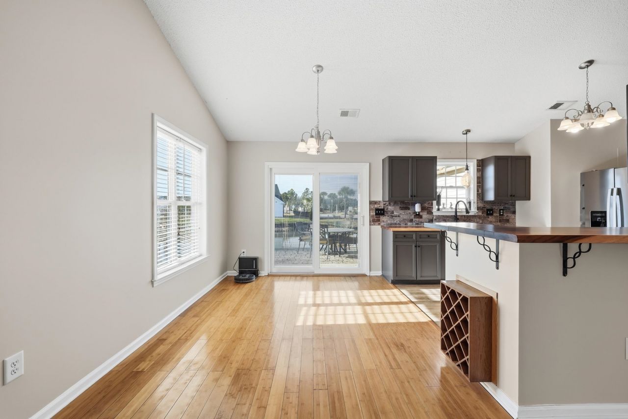 713 Kennoway Ct. Photo 7