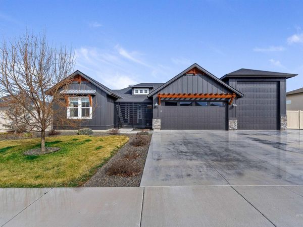 492 Applecreek St, Middleton, ID 83644