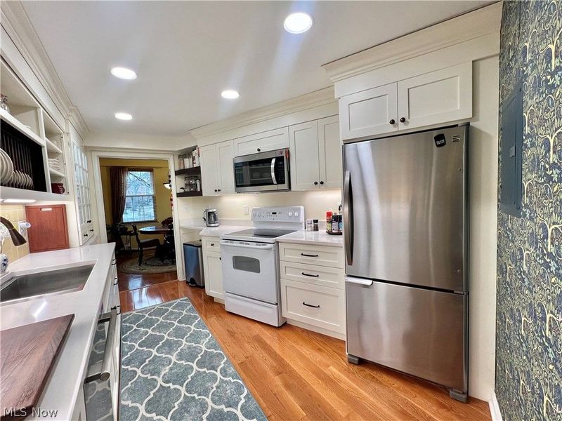13800 Fairhill Road, Unit 105, Shaker Heights, OH 44120 Photo 3