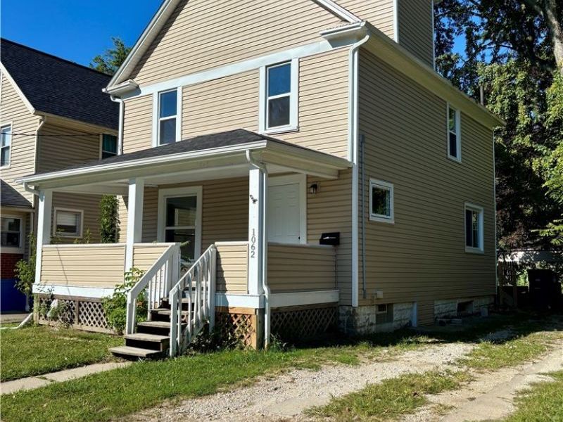 1062 Big Falls Avenue, Akron, OH 44310 Photo 2