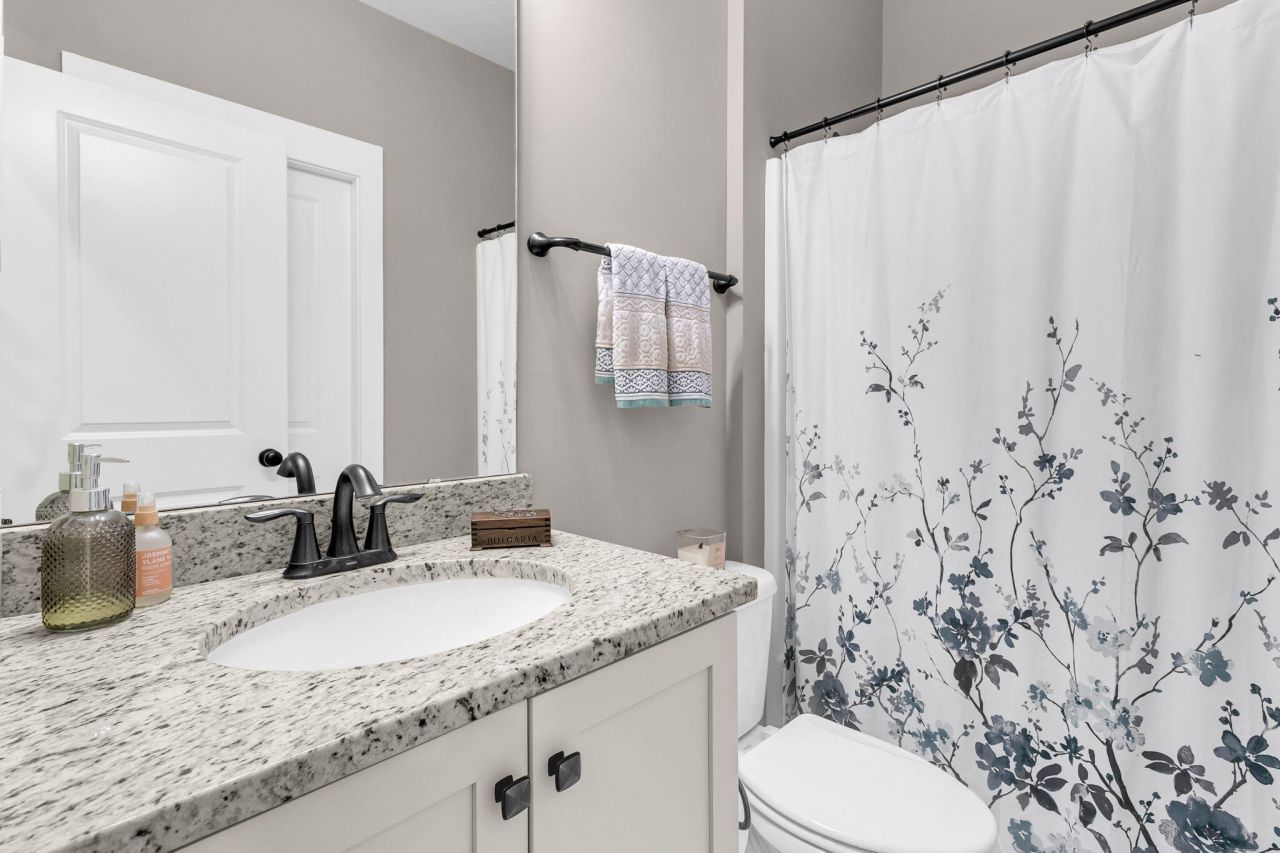 124 Slipper Shell Court Photo 10