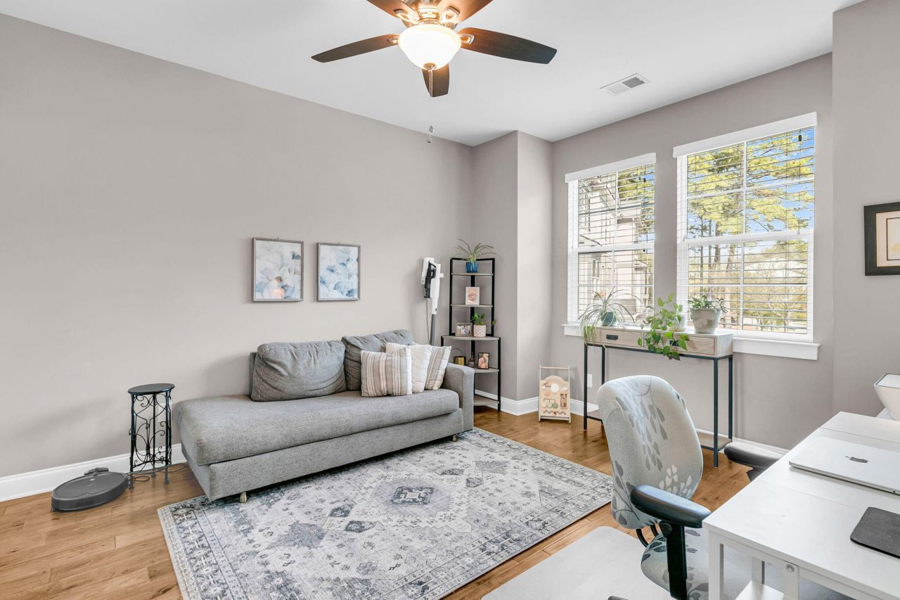 124 Slipper Shell Court Photo 11