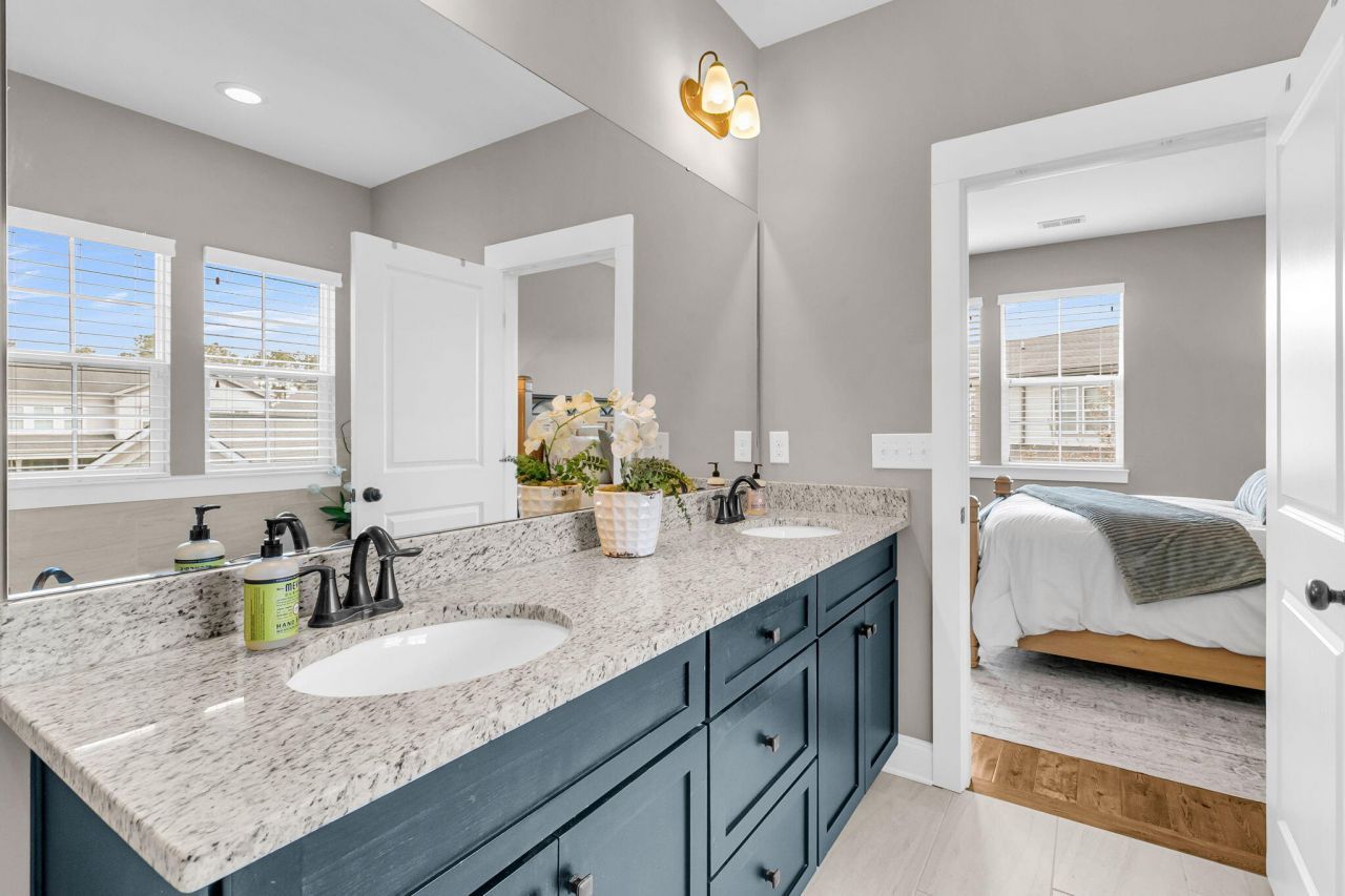 124 Slipper Shell Court Photo 19