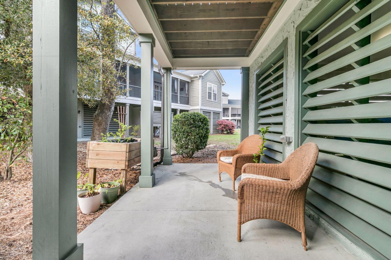 124 Slipper Shell Court Photo 30