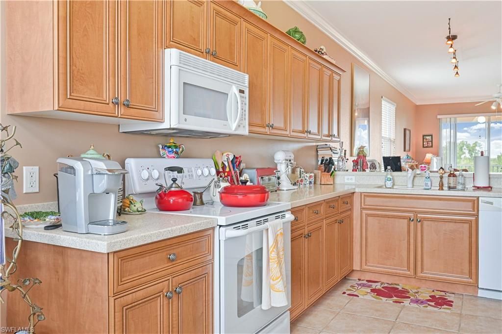 8251 Pathfinder Loop, Unit 641, Fort Myers, FL 33919 Photo