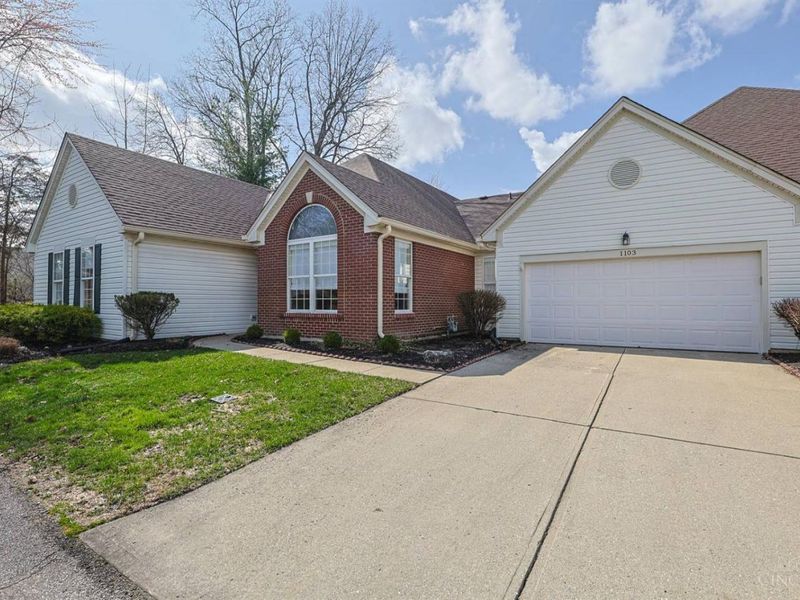 1103 Traverse Creek Drive, Miami Twp, OH 45150 Photo 1