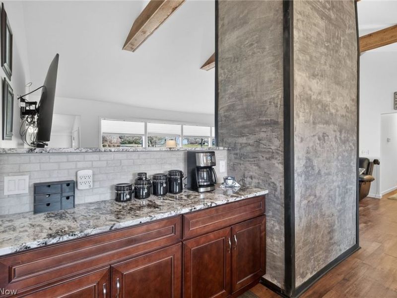 13814 Fox Hills Drive, Novelty, OH 44072 Photo 17