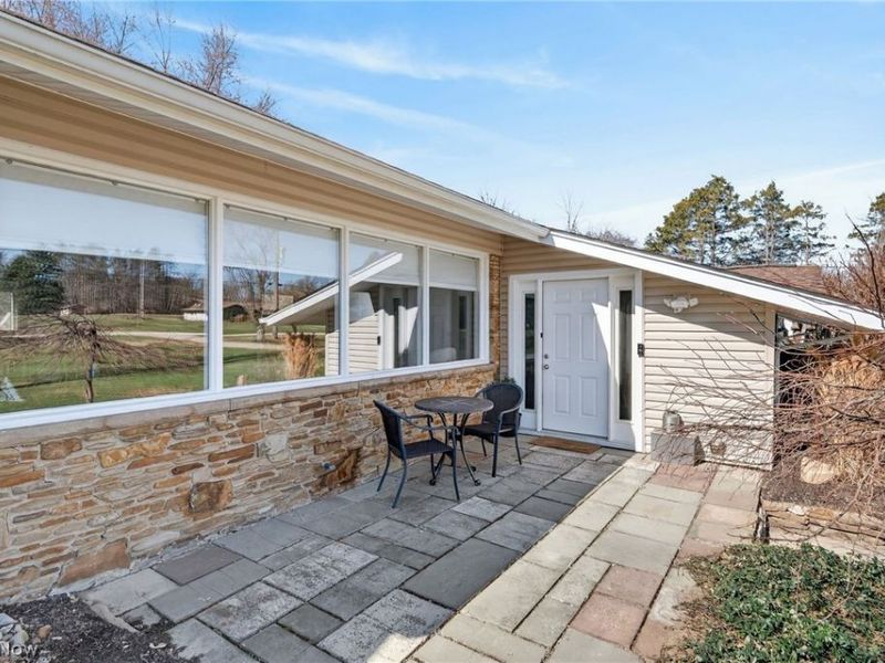 13814 Fox Hills Drive, Novelty, OH 44072 Photo 4