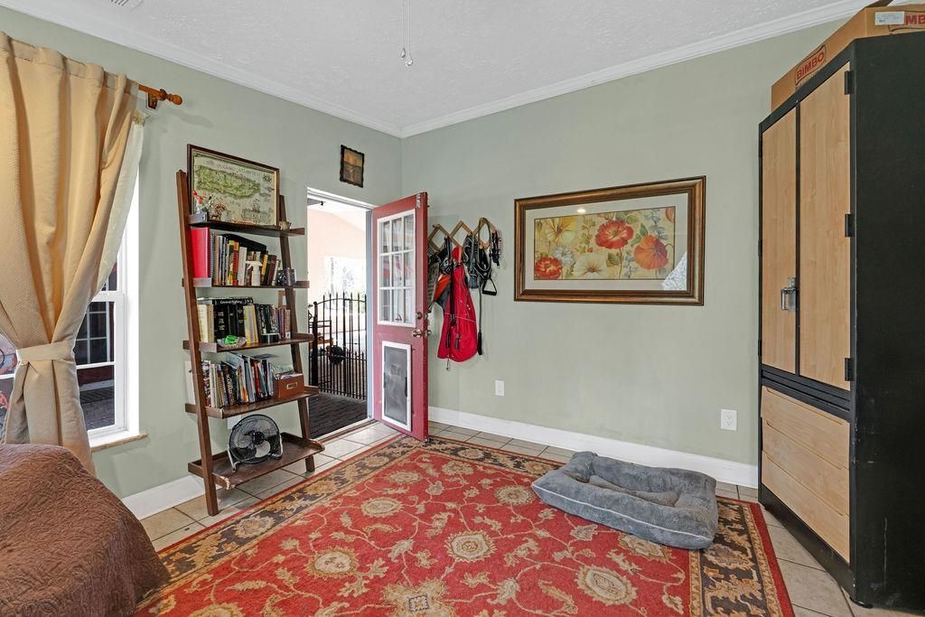 210 Mountain Dr. Photo 11