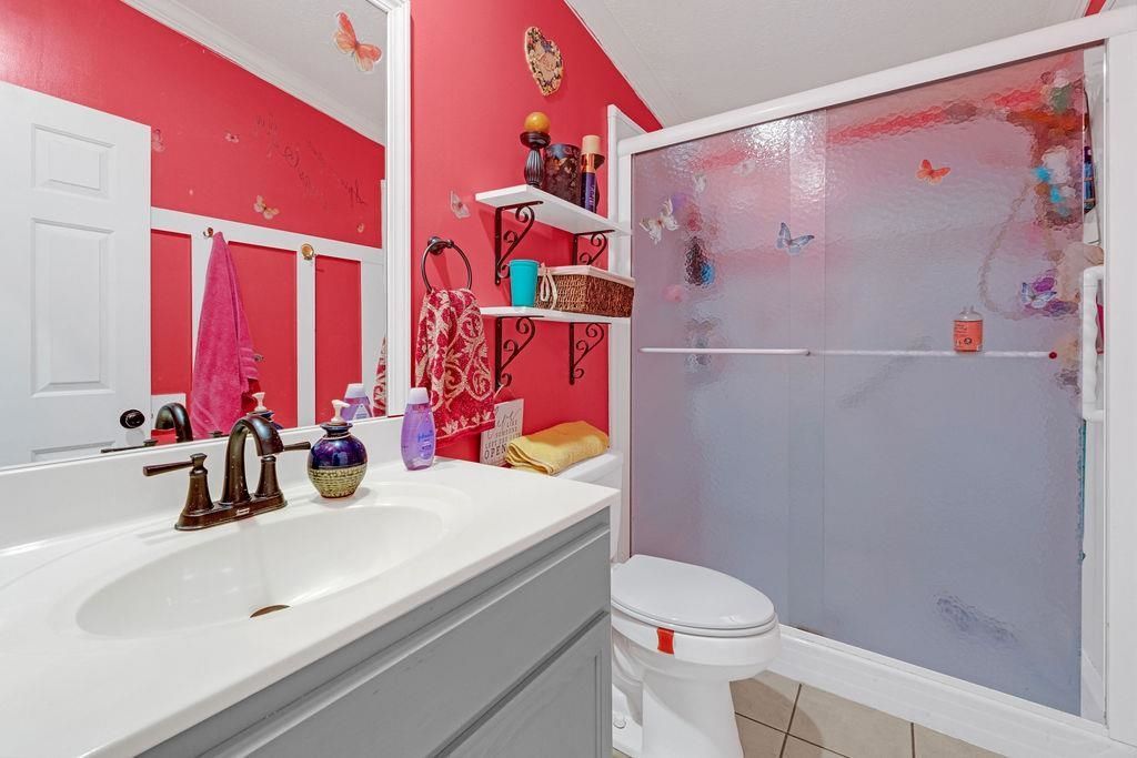 210 Mountain Dr. Photo 19