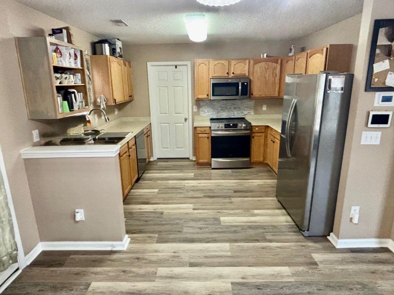 5088 Thornton Drive Photo 10