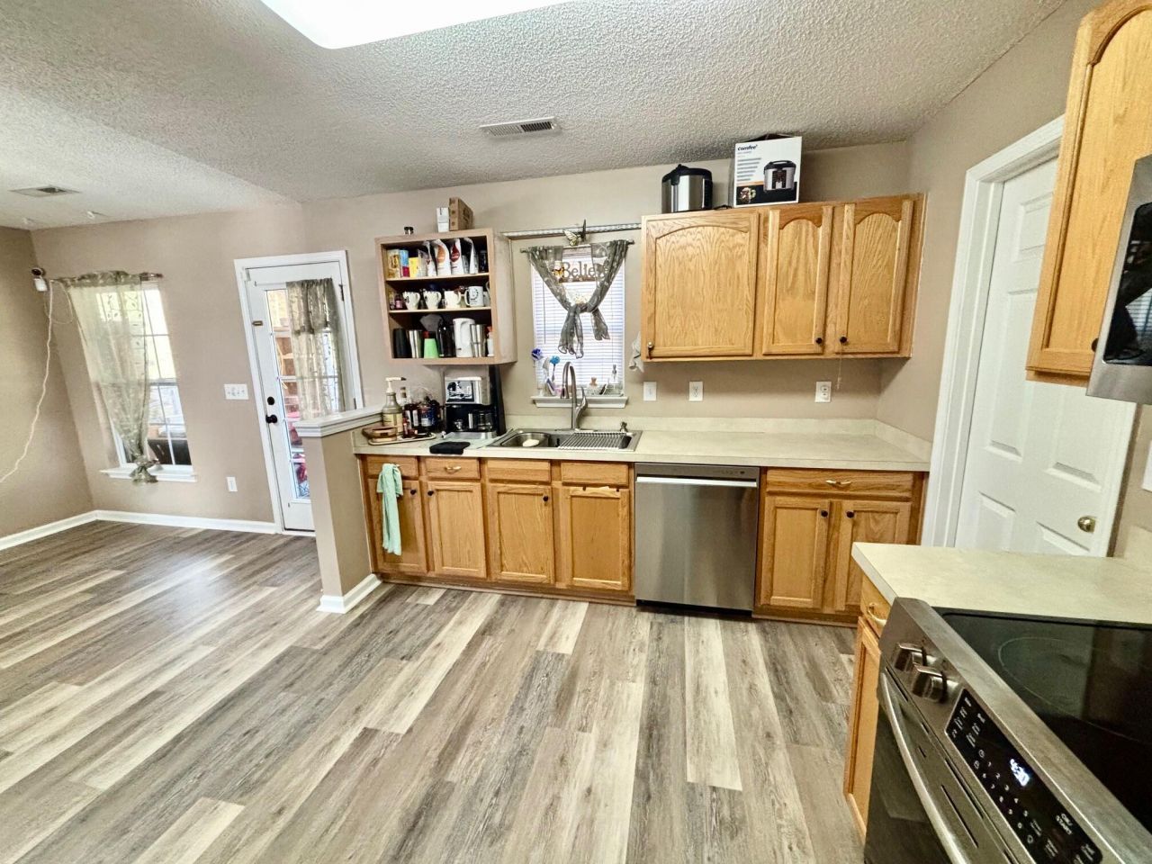 5088 Thornton Drive Photo 12