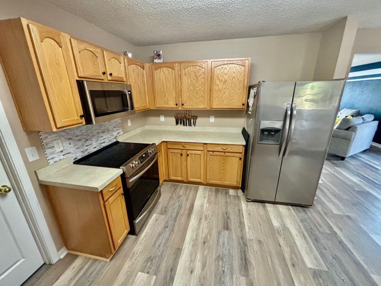 5088 Thornton Drive Photo 12