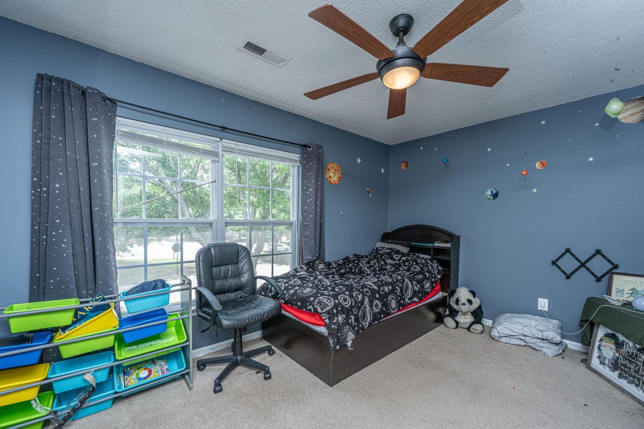 5088 Thornton Drive Photo 17