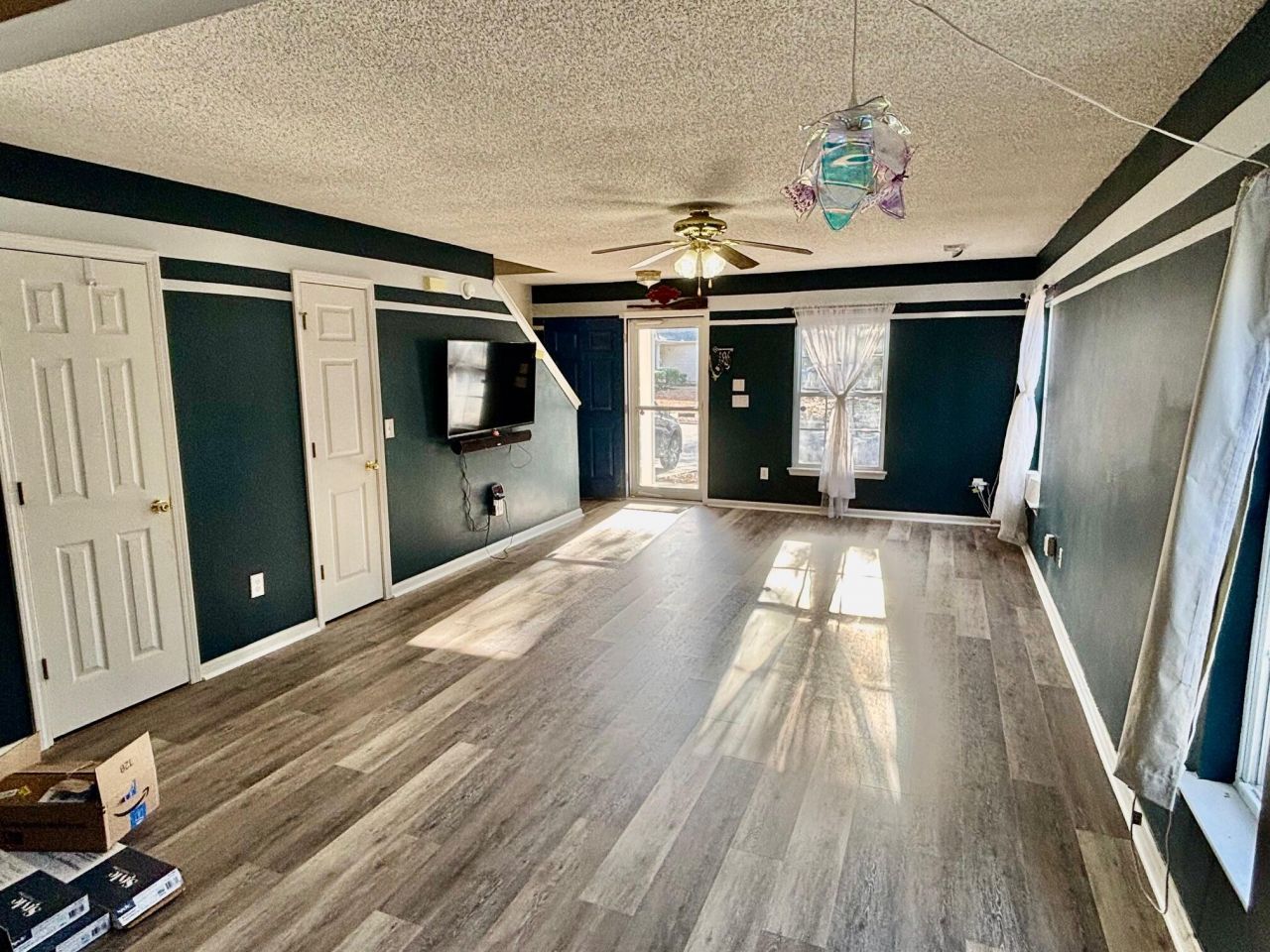 5088 Thornton Drive Photo 5