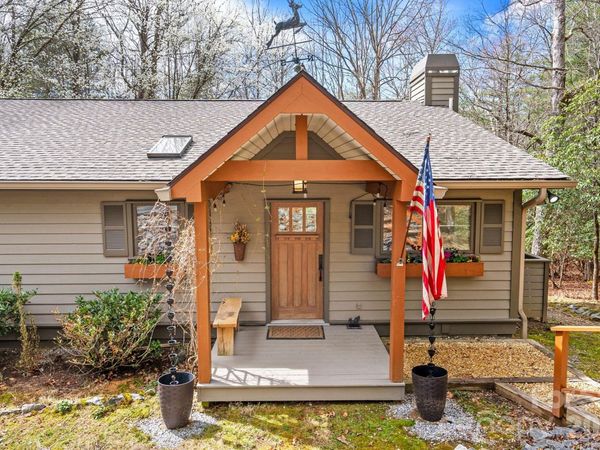 75 Wodigeasgohi Drive , Brevard, NC 28712