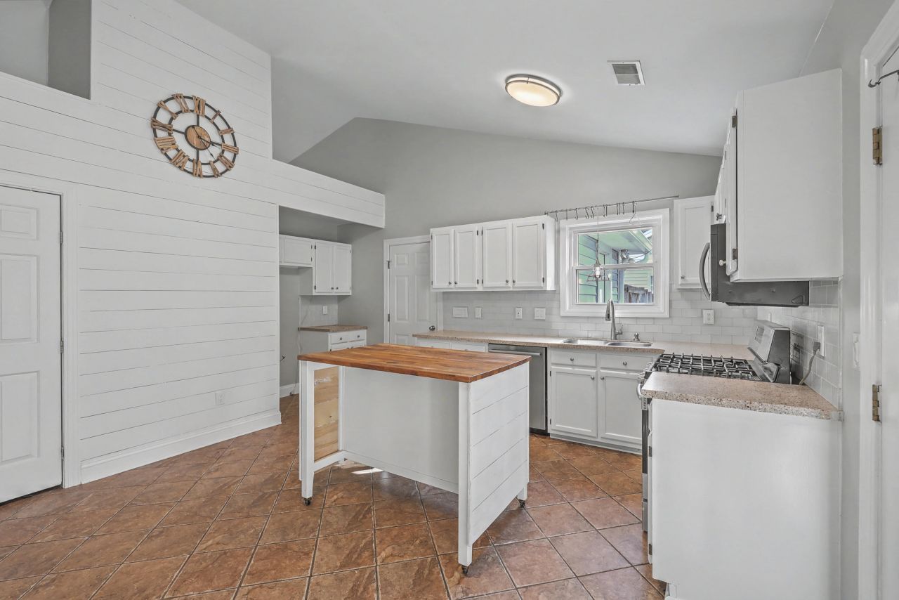 218 Ibis Lane Photo 13