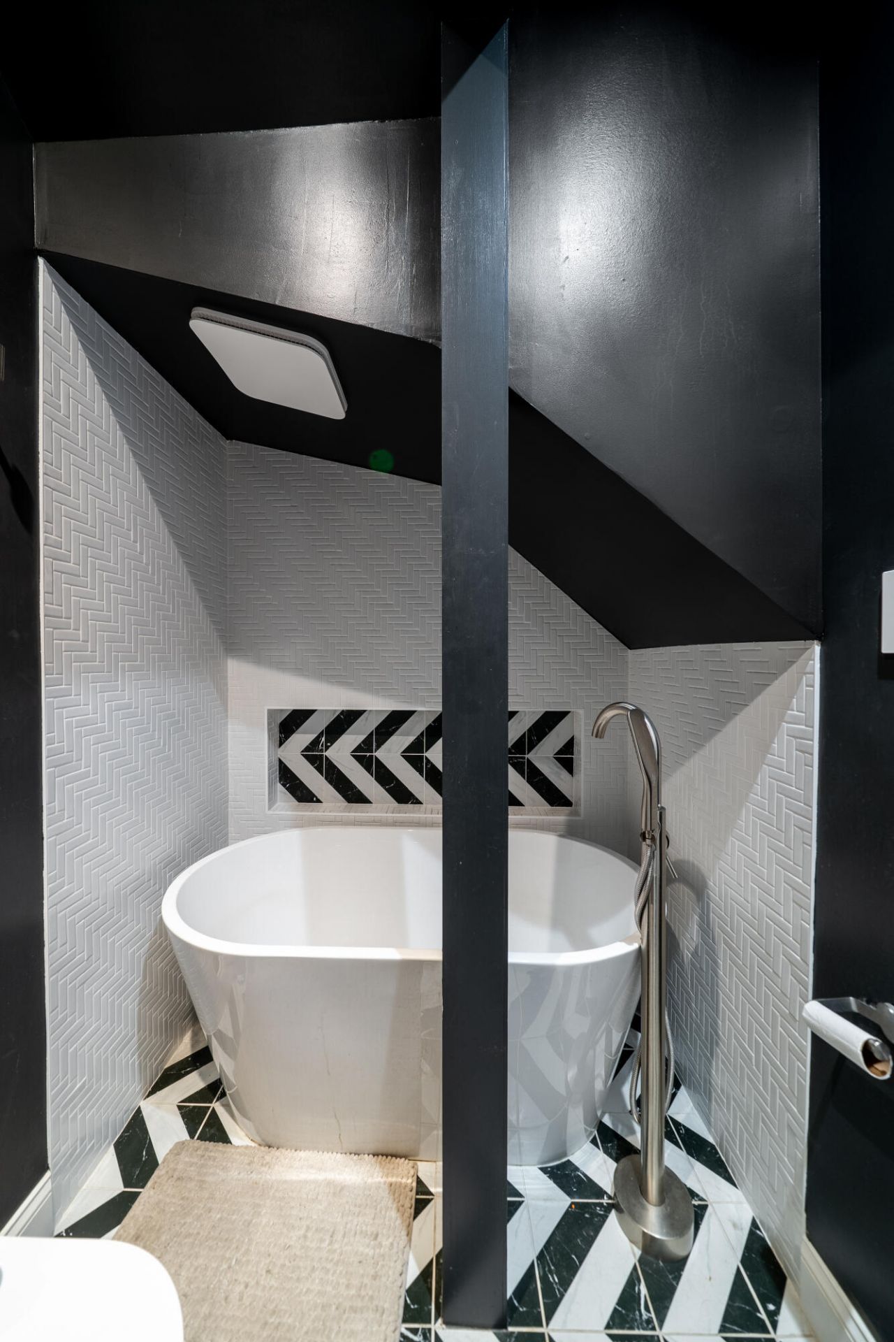 13 Poplar Street Photo 11