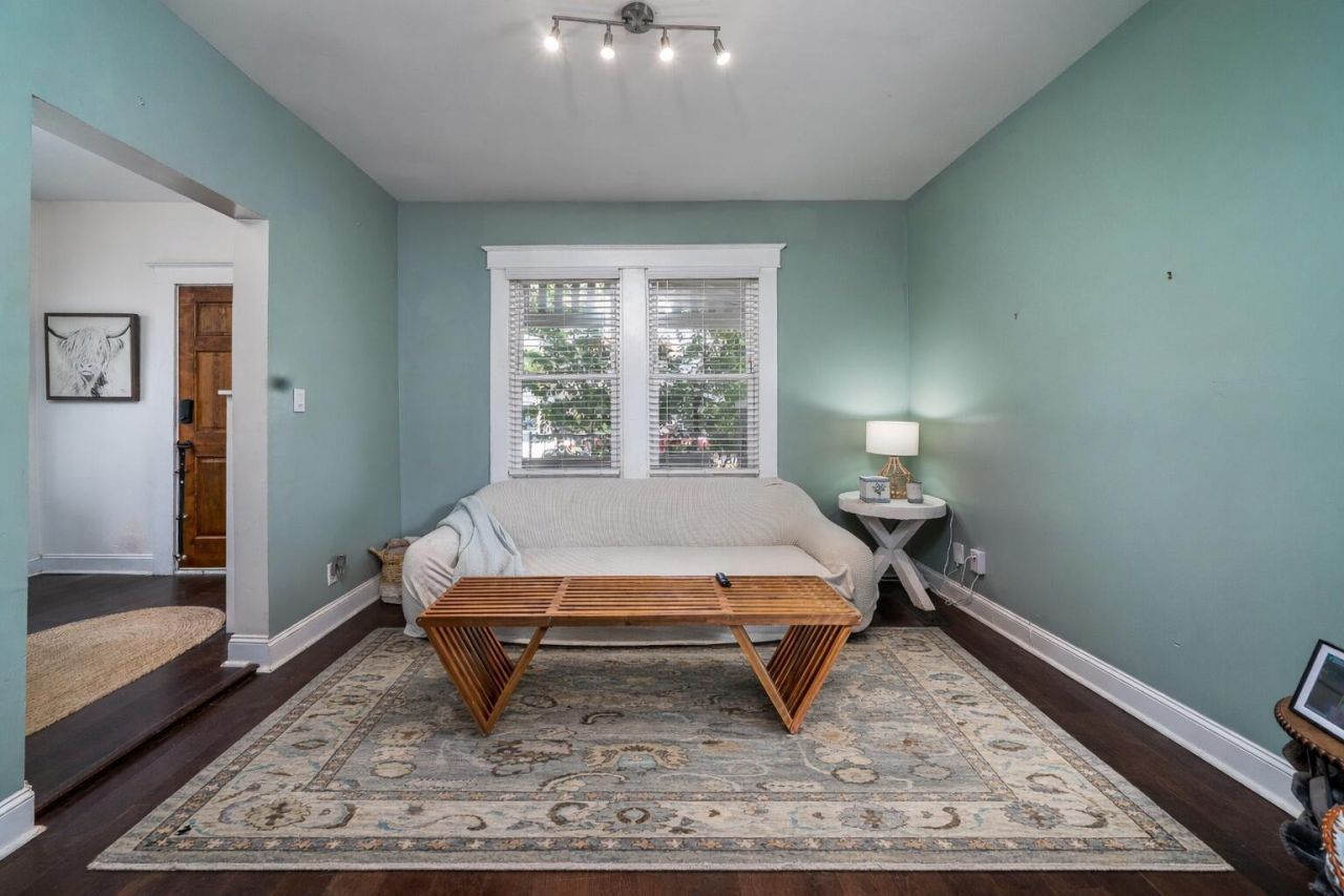 13 Poplar Street Photo 12