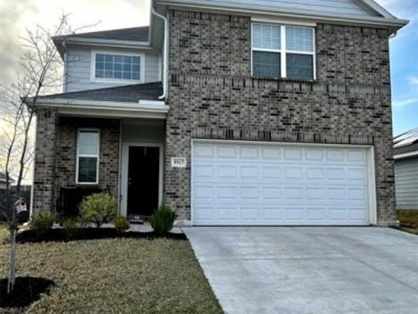 9917 Voyager Lane, Fort Worth, TX 76131