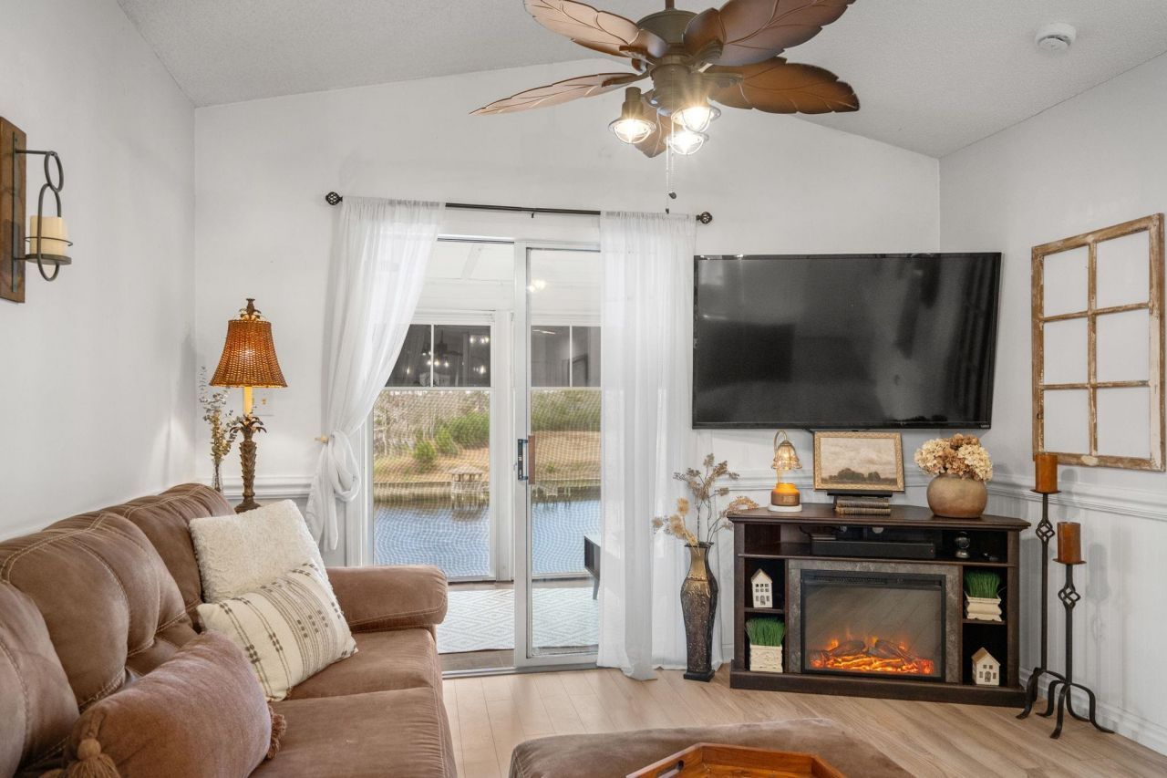 218 Landing Rd. Photo 10