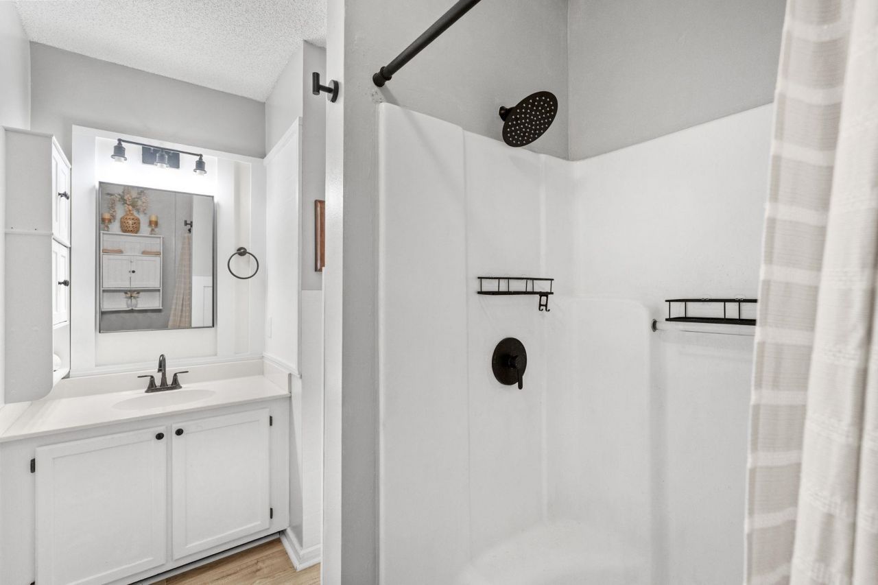 218 Landing Rd. Photo 16