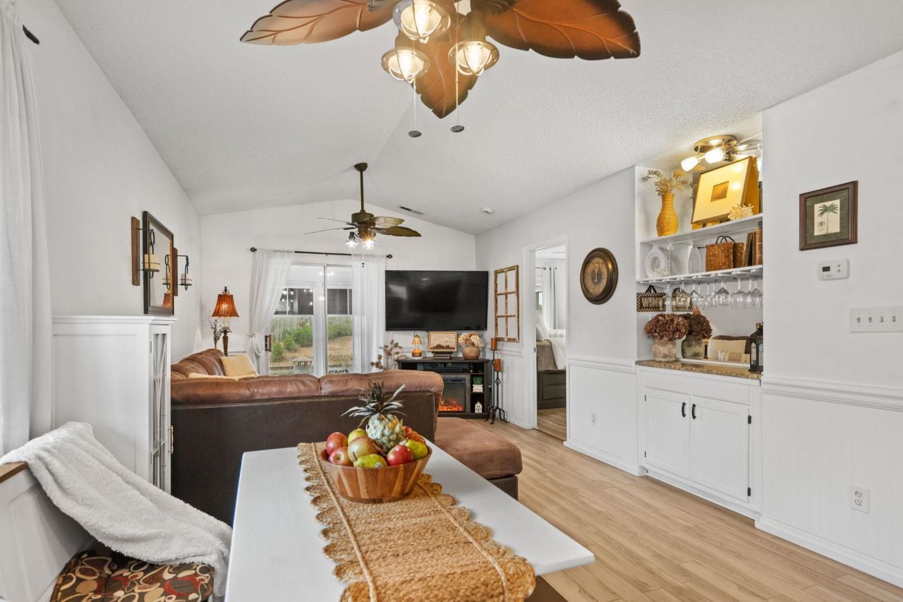 218 Landing Rd. Photo 7