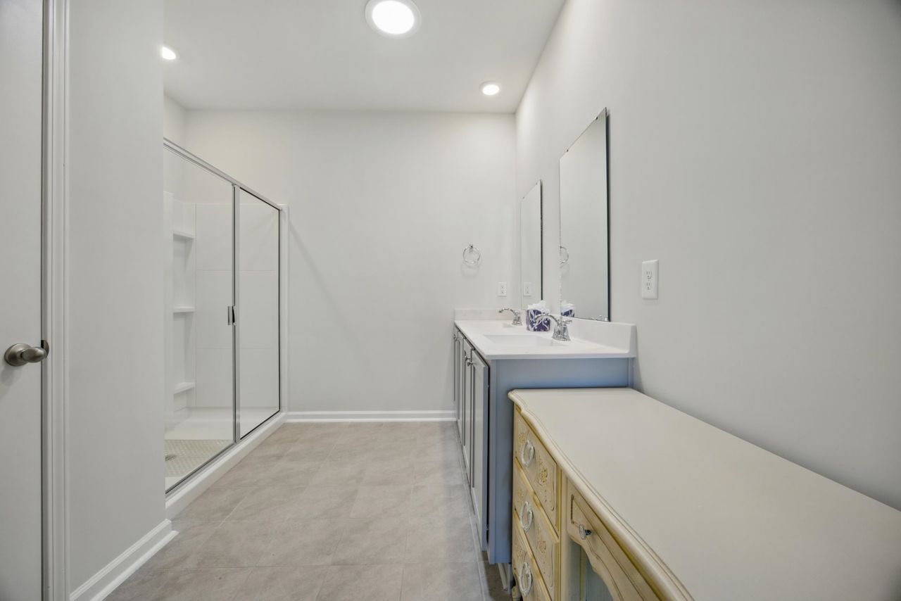 1723 Perthshire Loop Photo 24