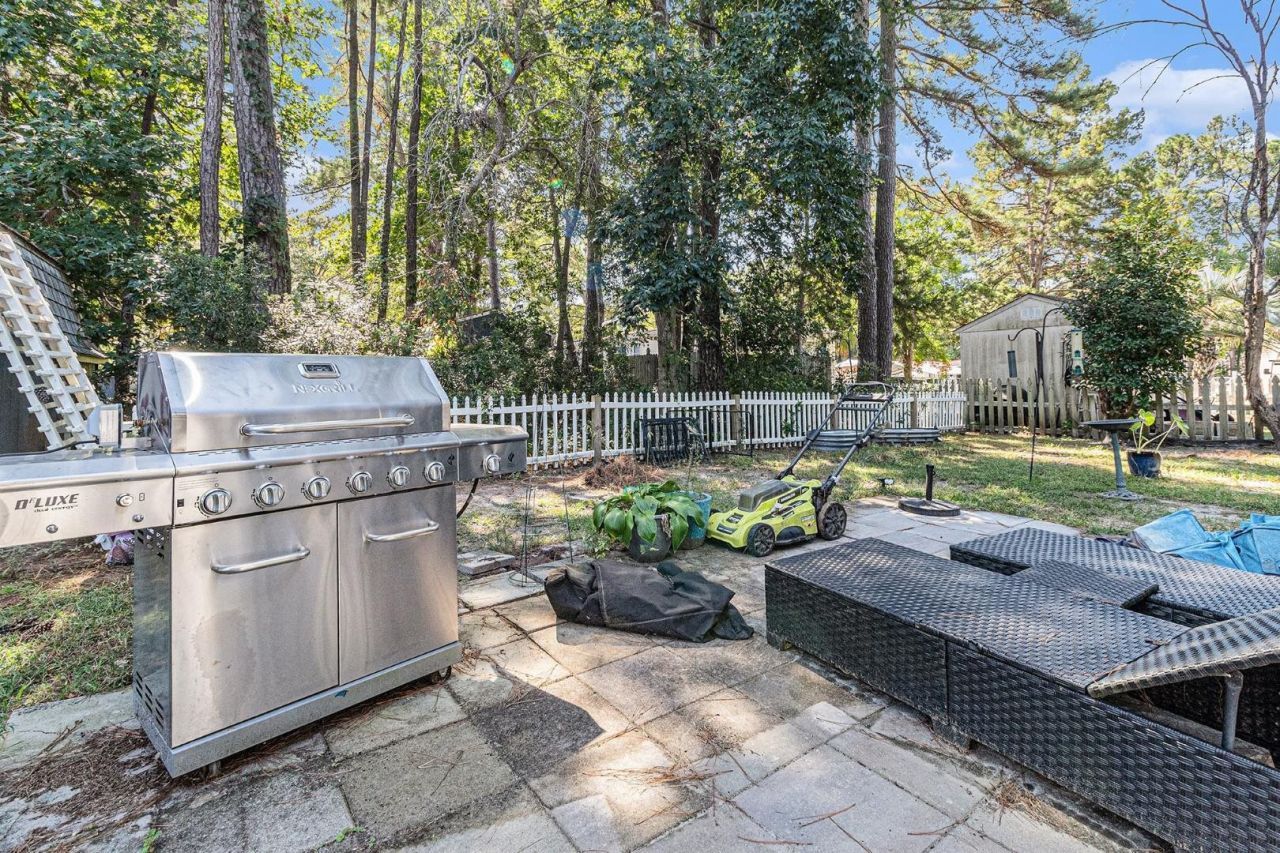 1 Top Sail Lln. Photo 27