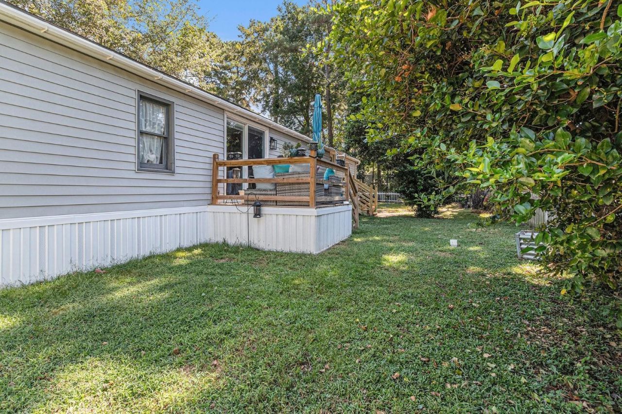 1 Top Sail Lln. Photo 32