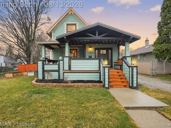 411 3rd Street, Fenton, MI 48430