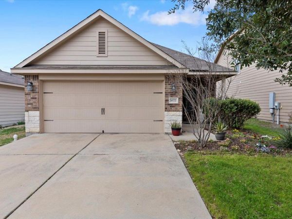 1672 Treeta TRL, Kyle, TX 78640