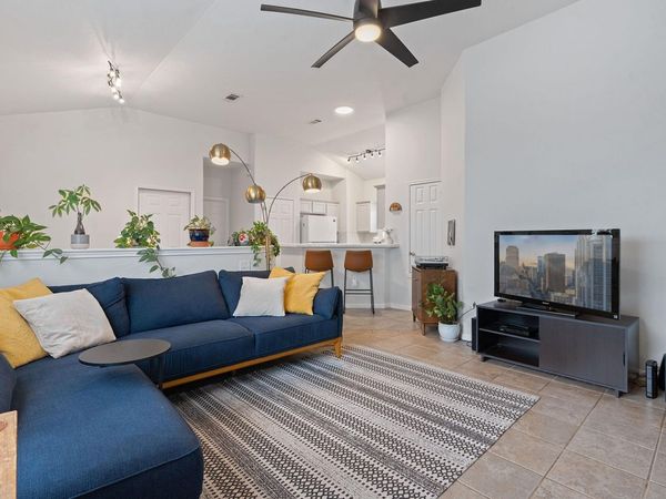 7009 Marejada DR, Austin, TX 78724