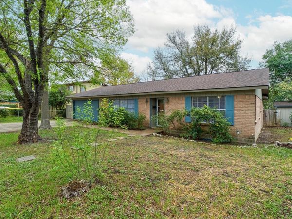 8911 Little Walnut PKWY, Austin, TX 78758