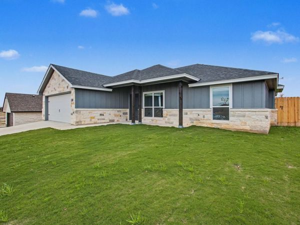 206 Water Well RD, Burnet, TX 78611