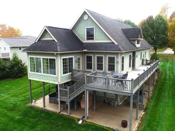 926 Fairway Drive , Howard, OH 43028