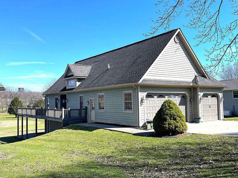 926 Fairway Drive, Howard, OH 43028 Photo 1