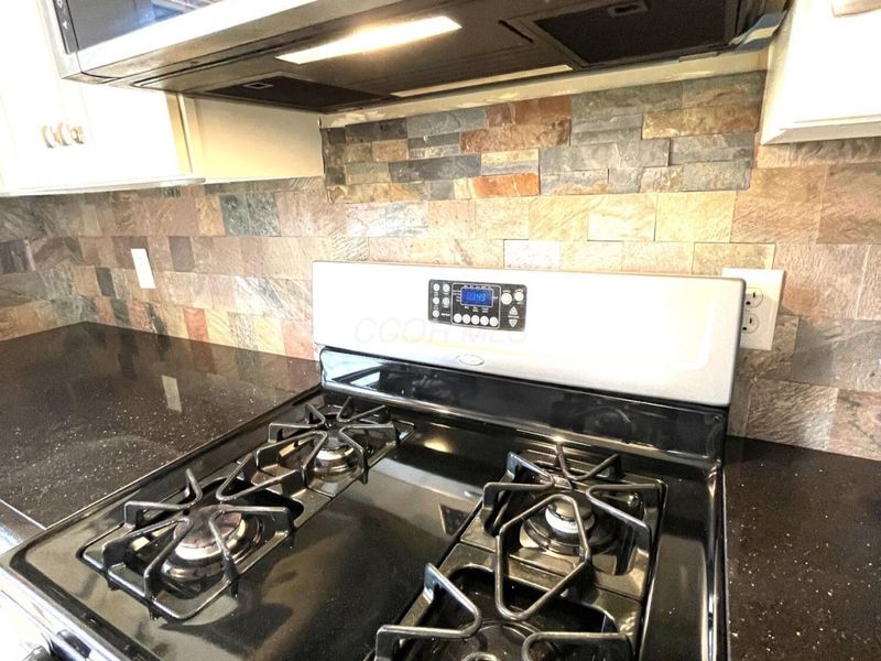 926 Fairway Drive, Howard, OH 43028 Photo 34