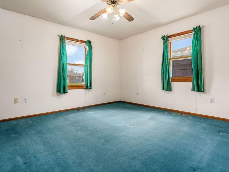 154 Maple Drive, Columbus, OH 43228 Photo 14