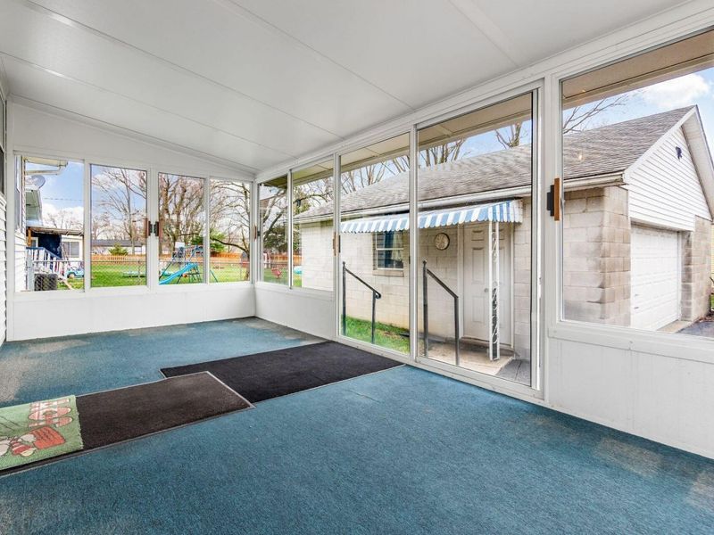 154 Maple Drive, Columbus, OH 43228 Photo 18