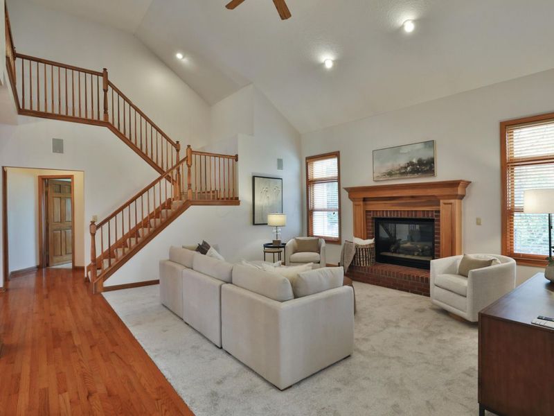 3827 Rockpointe Drive, Columbus, OH 43221 Photo 10