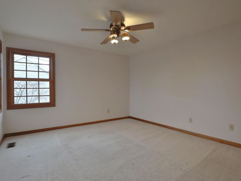 3827 Rockpointe Drive, Columbus, OH 43221 Photo 30