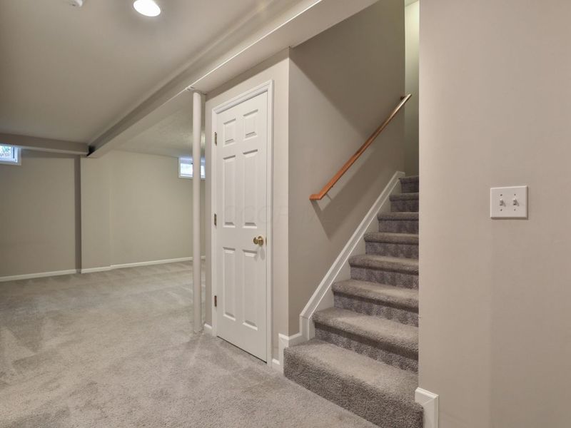 3827 Rockpointe Drive, Columbus, OH 43221 Photo 37