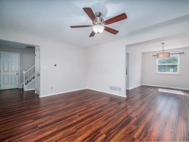 199 Spicewood Lane , Powell, OH 43065 Photo 2