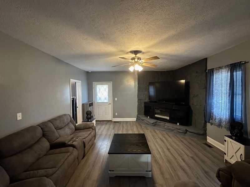 10367 Quaker Road, Fredericktown, OH 43019 Photo 14