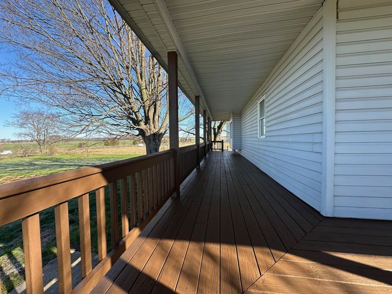 10367 Quaker Road, Fredericktown, OH 43019 Photo 4