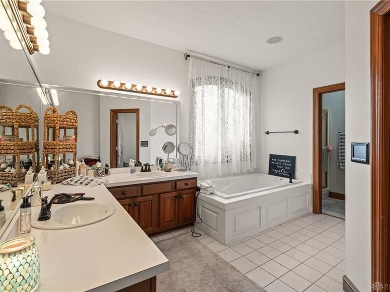 2353 Sherwood Court, Beavercreek Township, OH 45385 Photo 18